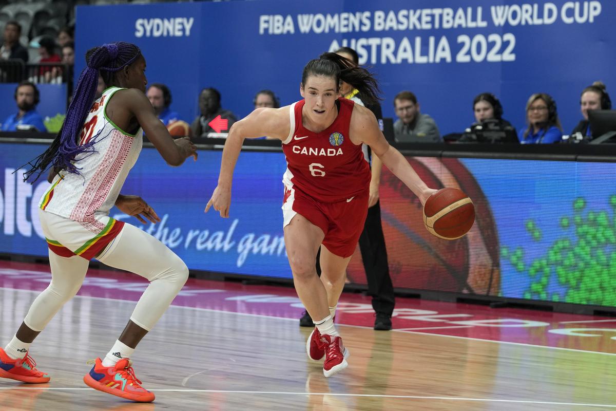 Bridget Carleton mène le Canada en quarts de finale de la Coupe du monde FIBA