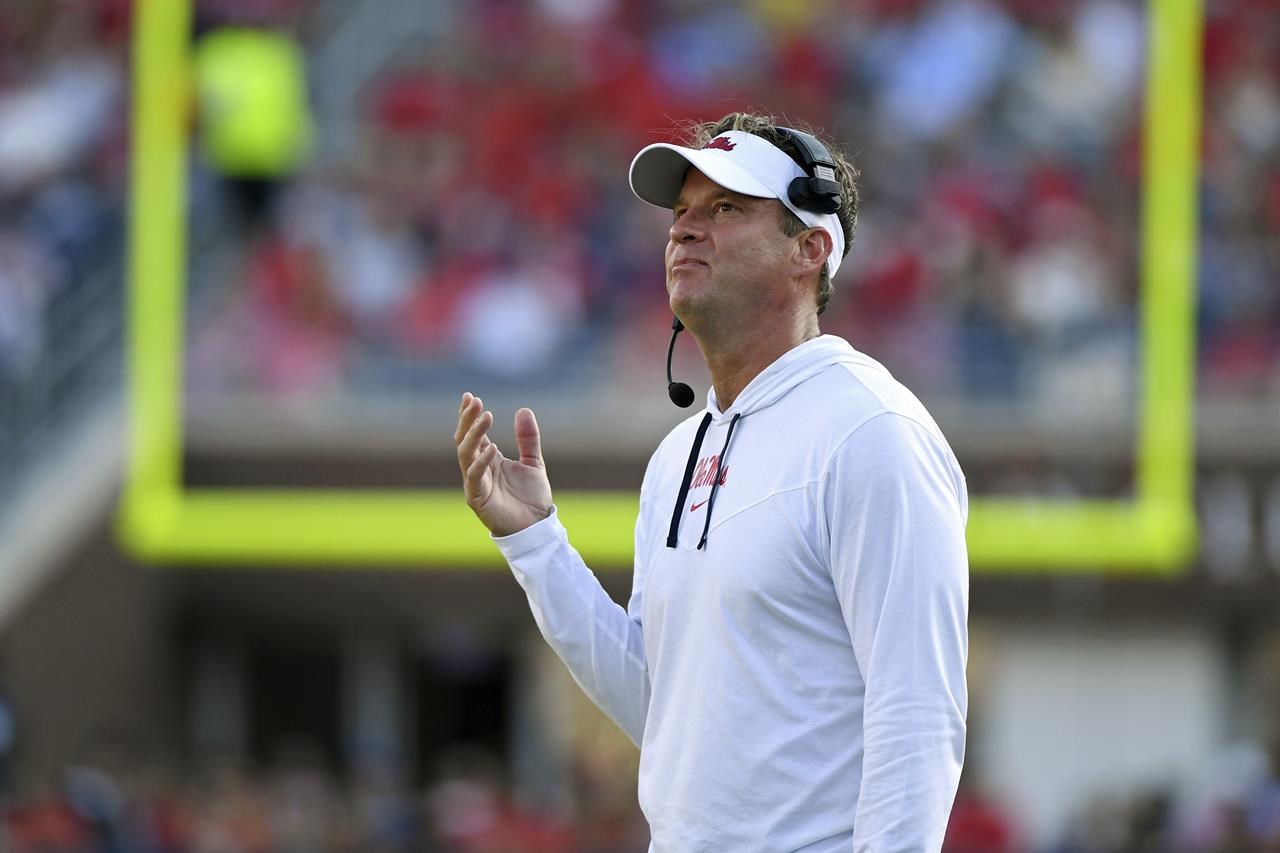 Dart, Judkins help No. 16 Mississippi beat Tulsa 35-27