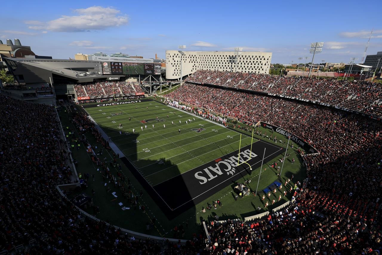 La grande première mi-temps de Bryant soulève Cincinnati sur Indiana 45-24