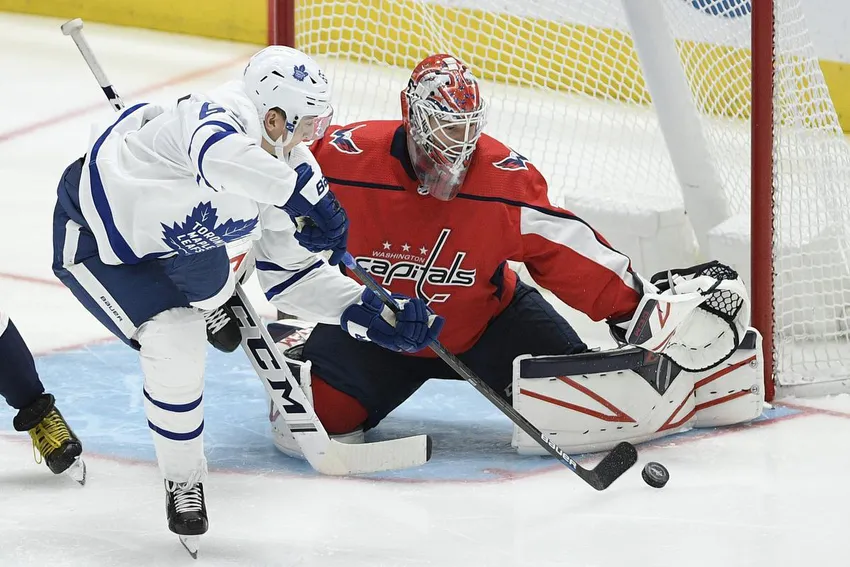 Ilya Samsonov a connu sa première saison de 20 victoires l'an dernier avec les Capitals, affichant un .912 en quatre matchs de séries éliminatoires.