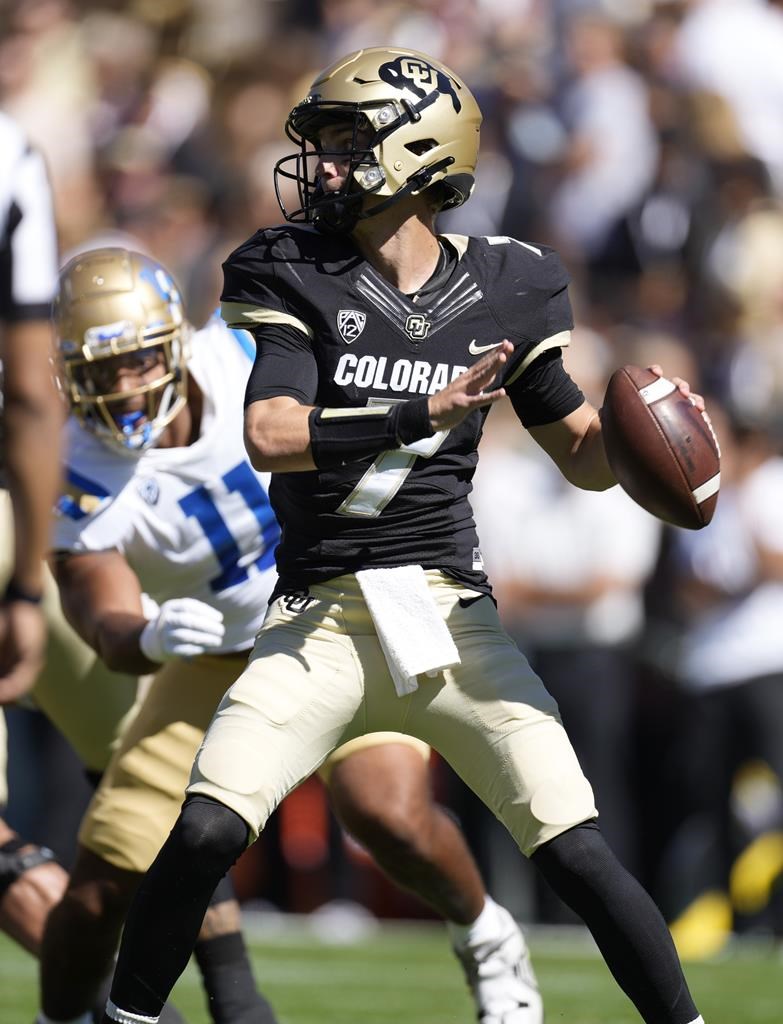 Les 3 TD de Charbonnet permettent à UCLA de battre Colorado 45-17