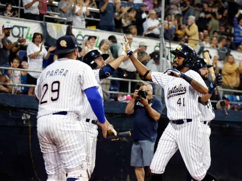 Les Capitales champions