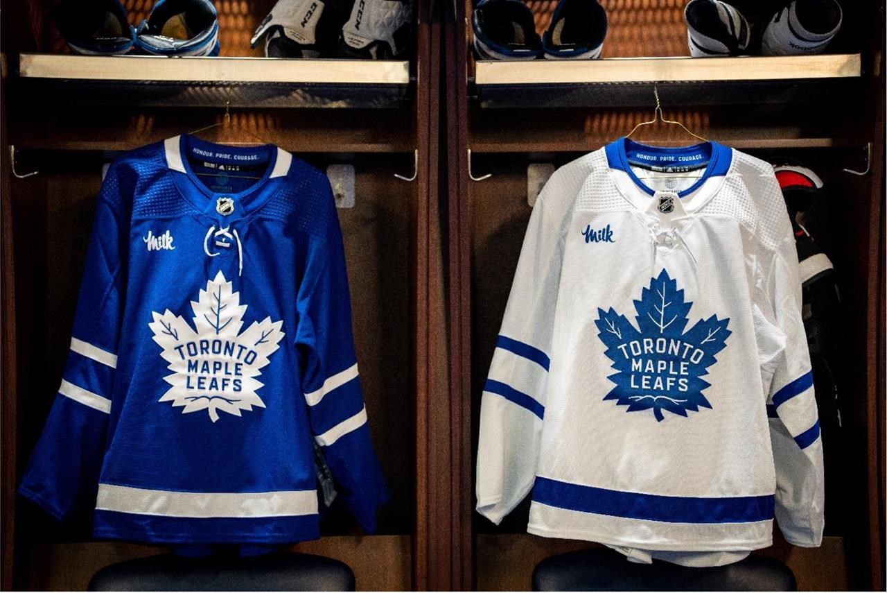 Les Maple Leafs ajoutent le logo de Dairy Farmers of Ontario sur leurs maillots pour la saison prochaine