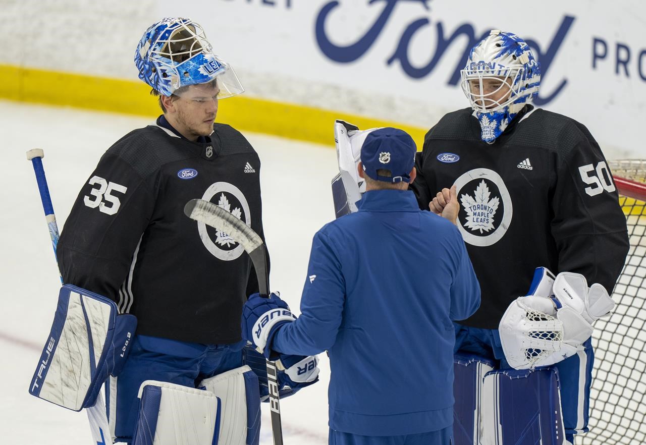 Les Maple Leafs espèrent que le tandem Murray-Samsonov répond au point d’interrogation de la cage