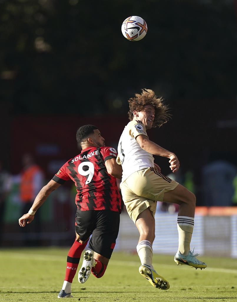 Bournemouth se reprend pour battre Leicester sous le regard de Foley