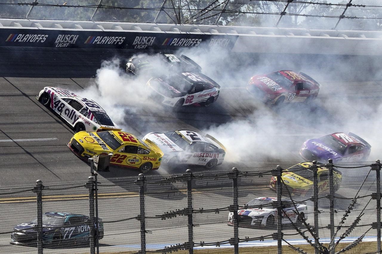 Colonne : ‘We need to fix it’ safety concerns dogging NASCAR