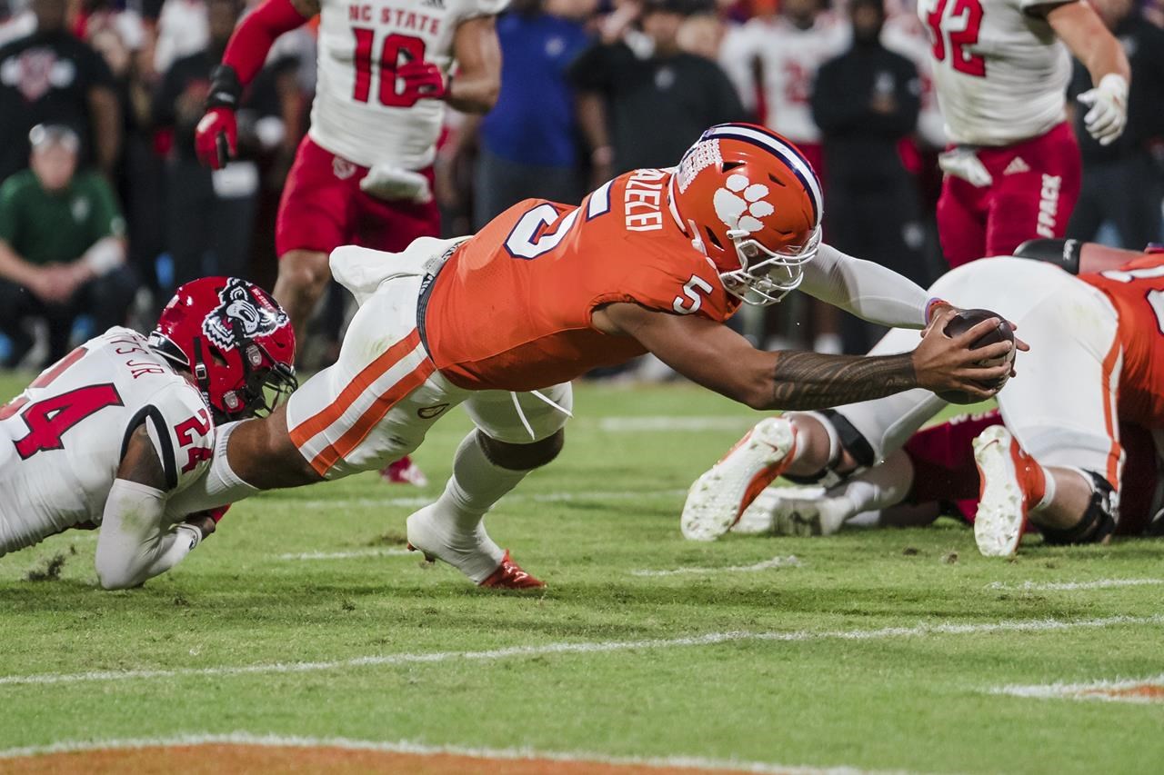 DJ Uiagalelei de Clemson répond aux sceptiques et dirige les Tigers n°5