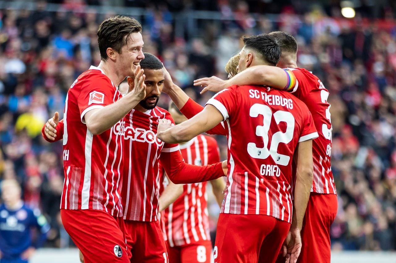 Dortmund perd à Cologne 3-2 et rate l’occasion de prendre la tête