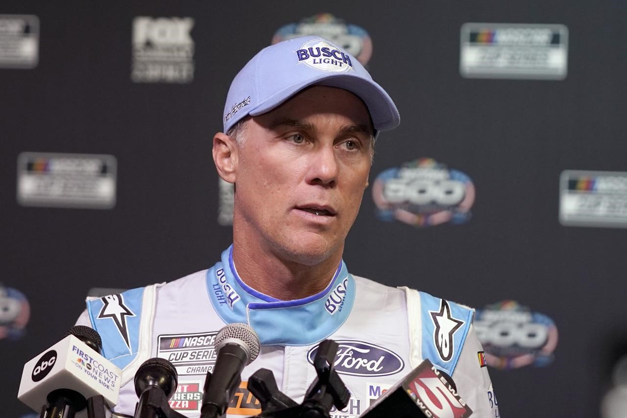 Harvick frappé d’énormes amendes pour des infractions présumées à la Next Gen