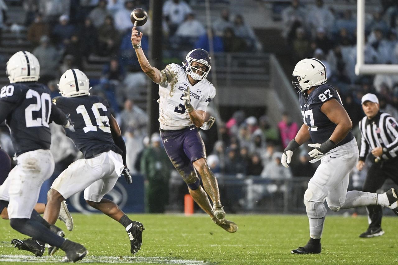 Le Wisconsin visite Northwestern pour le premier match sous la direction de Leonhard