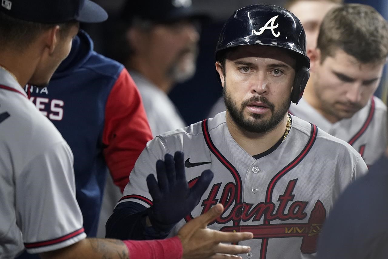 Les Braves battent les Marlins 2-1, s’emparent du 5e titre consécutif de NL East