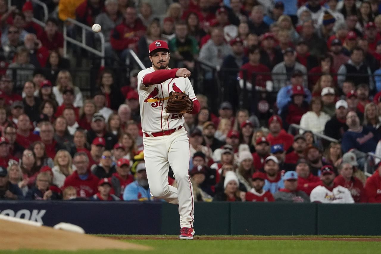 Les Cardinals font face à un avenir sans Pujols, Molina porte du rouge