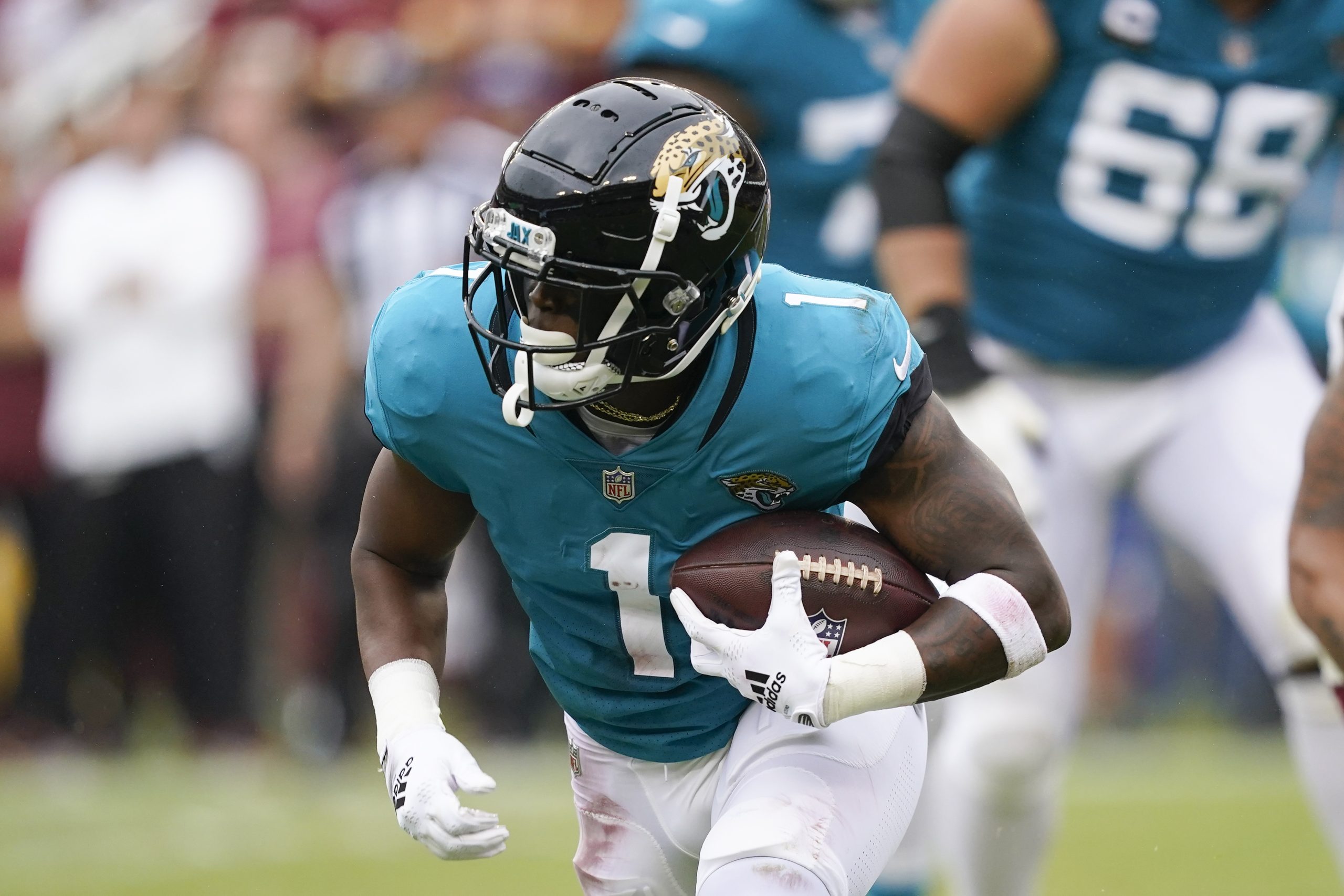 Les propicks de la semaine 5 de la NFL : Parier sur un match de rupture de Travis Etienne