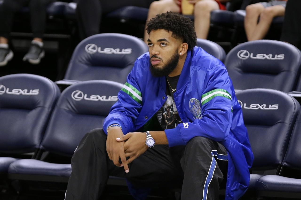 Les T-wolves facilitent le retour de Towns après une maladie et une hospitalisation