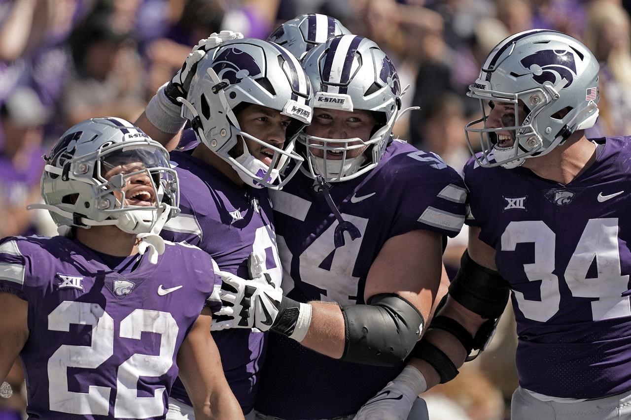 Martinez et Vaughn du n°20 K-State font face à la solide défense d’Iowa St