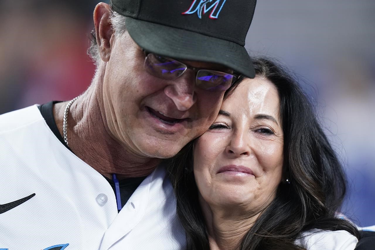 Mattingly gagne son dernier match en tant que manager des Marlins, en battant les Braves