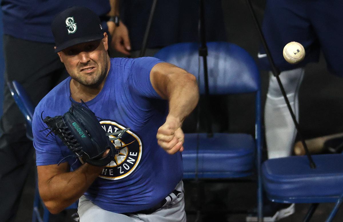 Mike Wilner : Les Blue Jays ont laissé Robbie Ray partir en free agency. Maintenant, il pourrait mettre fin à leur saison