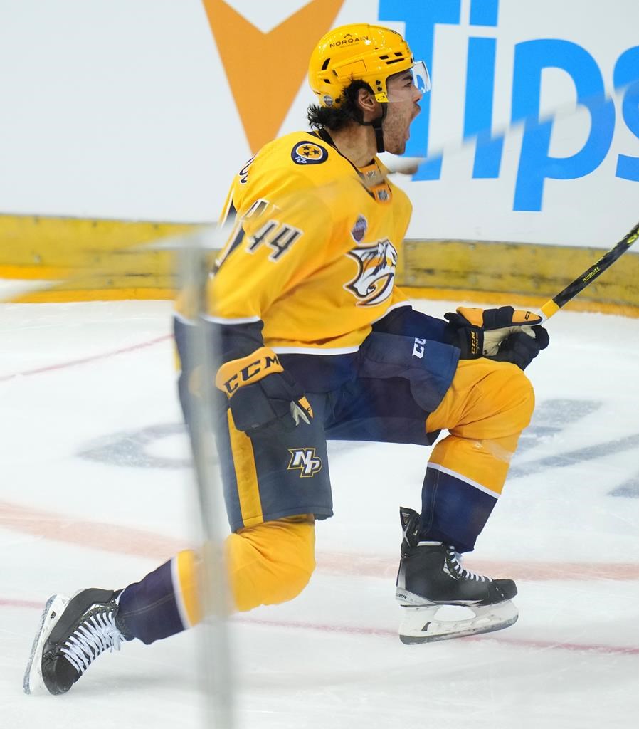 Niederreiter marque pour ses débuts, les Predators battent les Sharks à Prague