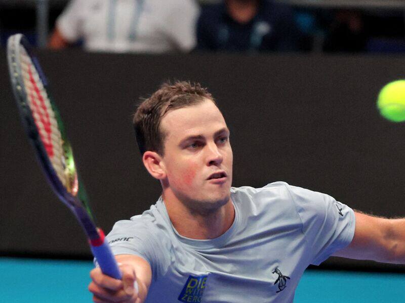 Vasek Pospisil se met au travail