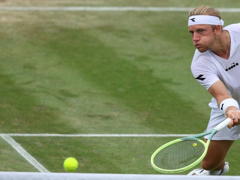 Ã VOIR : Un service Ã  la cuillÃ¨re lui coÃ»te le match – TVA Sports