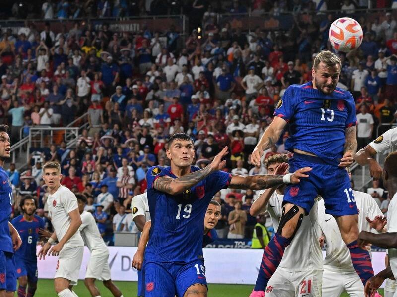 Gold Cup: du brasse-camarade dans les couloirs aprÃ¨s le match du Canada – TVA Sports