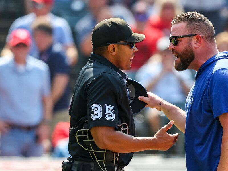 Ã VOIR : deux expulsions sur la mÃªme sÃ©quence pour les Blue Jays – TVA Sports