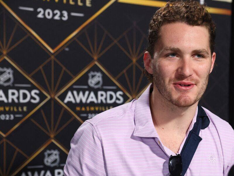 Ã voir : Keith Tkachuk fait la fÃªte avec son fils Matthew – TVA Sports