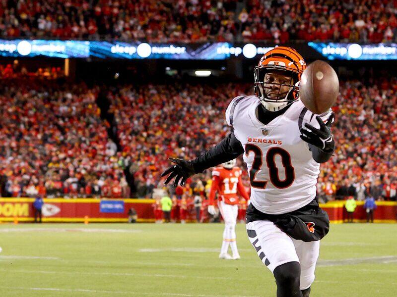 Eli Apple : son ex offre de payer lâamende dâun joueur qui le blesserait – TVA Sports