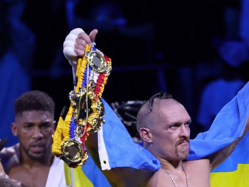 Usyk conserve ses titres chez les lourds – TVA Sports