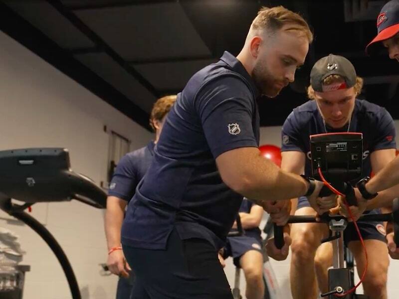 Ã VOIR : Les recrues suent Ã  grosses gouttes – TVA Sports