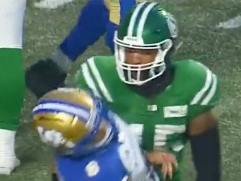 Ã VOIR: un geste extrÃªmement dangereux dans la LCF – TVA Sports