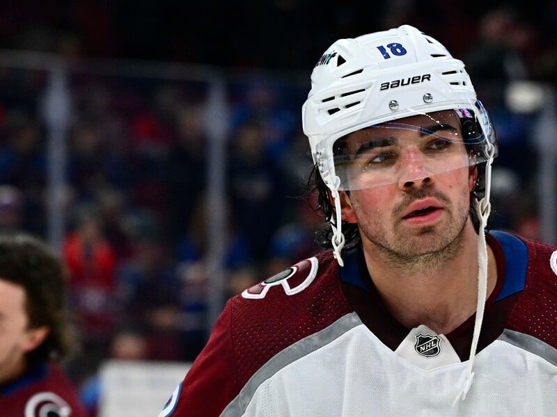 Â«Newhook vole sur la glaceÂ» – Cole Caufield – TVA Sports