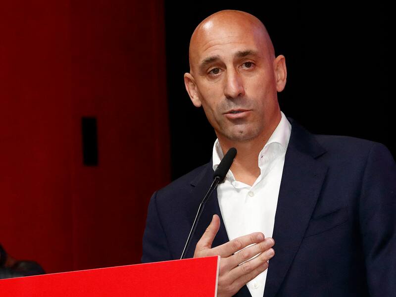 Baiser forcÃ©: Luis Rubiales convoquÃ© vendredi par la justice espagnole – TVA Sports