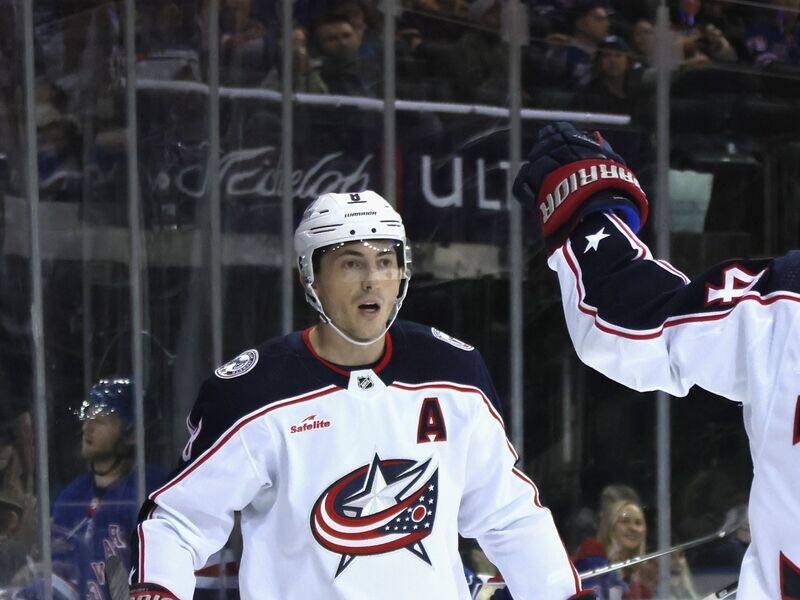 Controverse : Zach Werenski vient Ã  la rescousse de Mike Babcock – TVA Sports