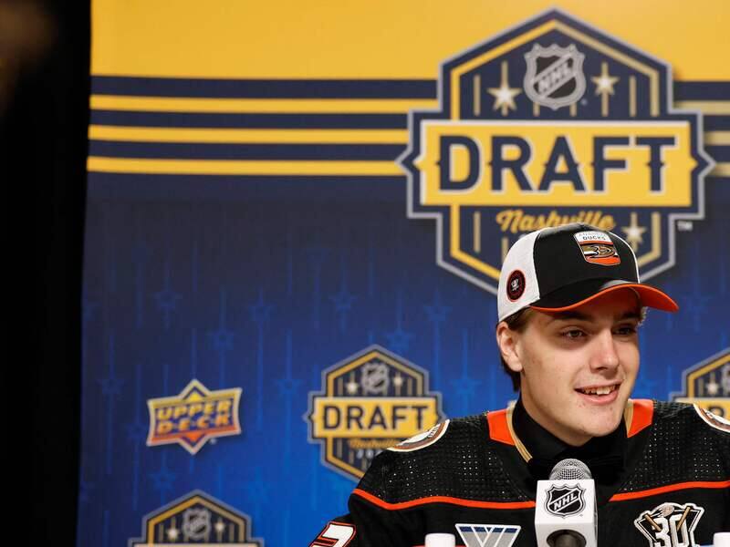 Ducks: Leo Carlsson attire les regards – TVA Sports