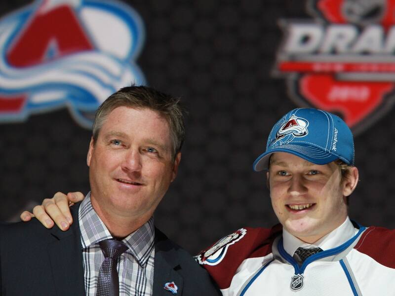 Le chandail de Nathan MacKinnon sera retirÃ© – TVA Sports