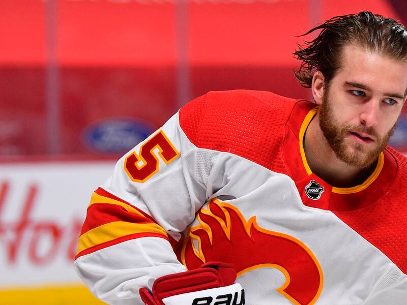 Noah Hanifin fait le point sur son avenir Ã  Calgary – TVA Sports