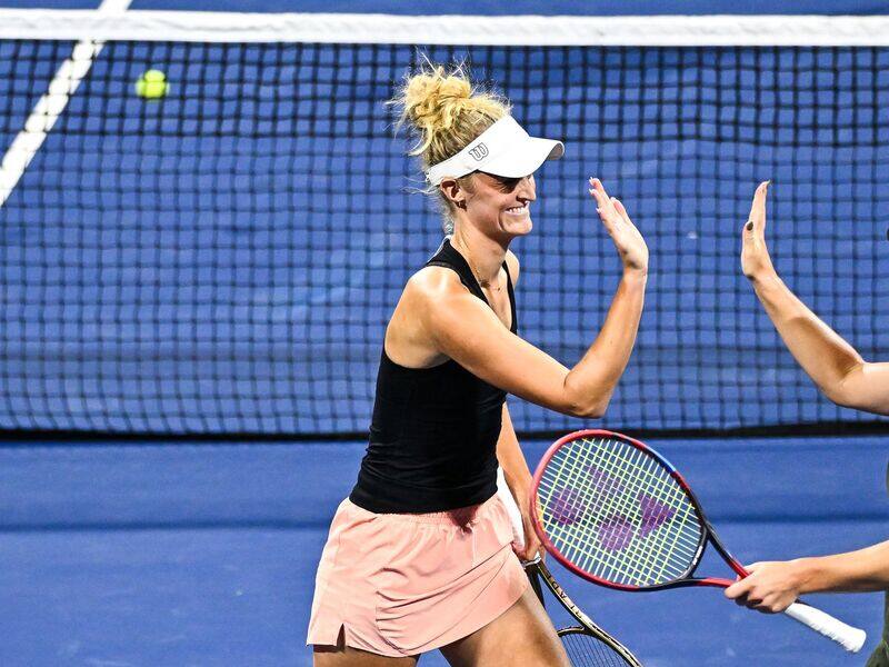 Tennis : un premier titre majeur en double fÃ©minin Ã  la portÃ©e de cette Canadienne – TVA Sports
