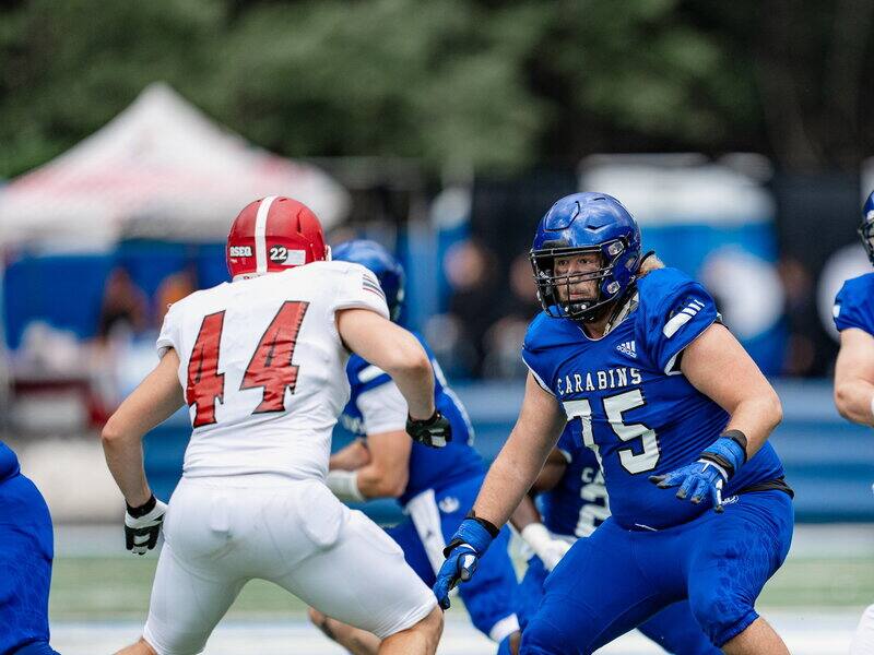 Football Carabins: un changement profitable pour tout le monde sur la ligne offensive des Bleus – TVA Sports