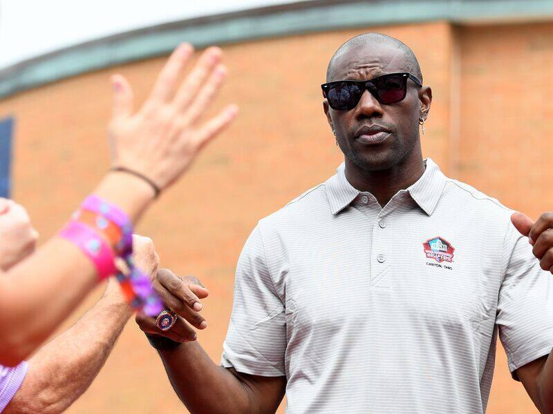 Terrell Owens frappÃ© volontairement par un automobiliste – TVA Sports